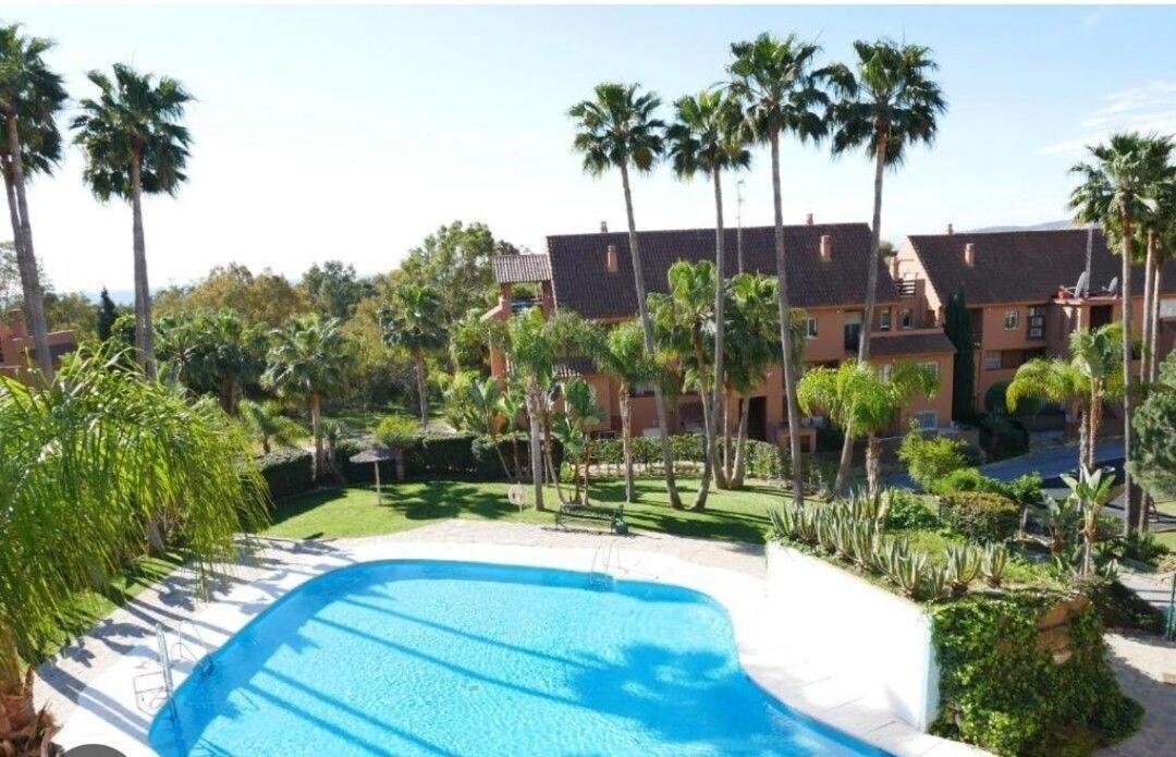 Con Piscina Apartment